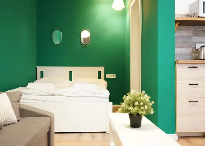 D45 - Basilica City Retreat - Best Location By Bqa